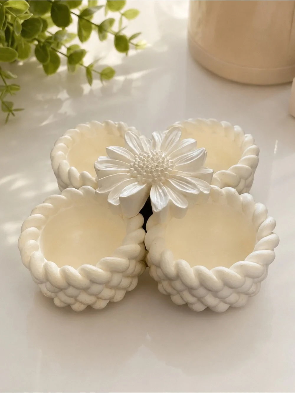 Cream Ceramic Braided Tealight Holder Set with Floral Accent